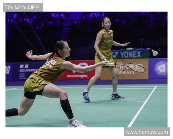 提升羽毛球混双组合竞争力的关键因素与训练策略探讨 提升羽毛球混双组合竞争力的关键因素与训练策略探讨