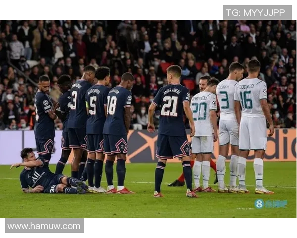 巴黎圣日耳曼击败里昂，取得联赛七连胜，领先第二名12分